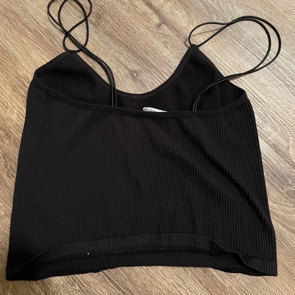 Cropped Ribbed Tank - Picture 3 of 3